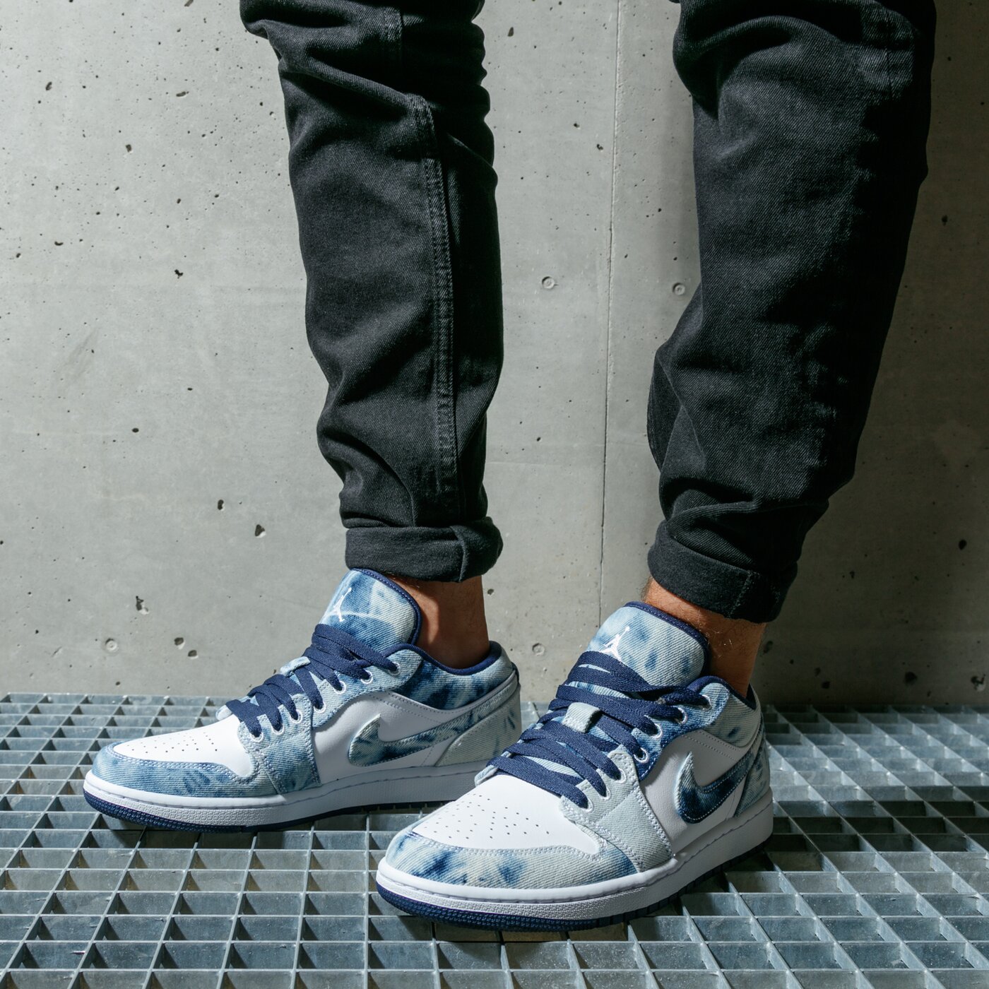 Мъжки маратонки AIR JORDAN 1 LOW SE cz8455-100 цвят бял