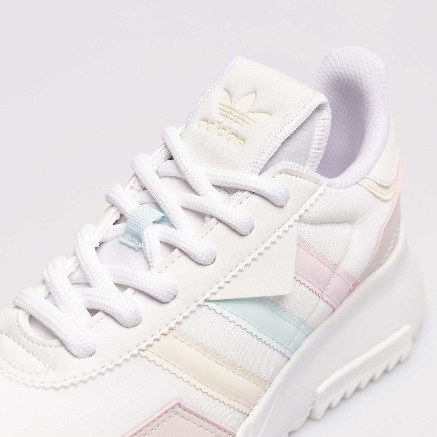 Детски маратонки ADIDAS RETROPY F2 J gx9229 цвят бял