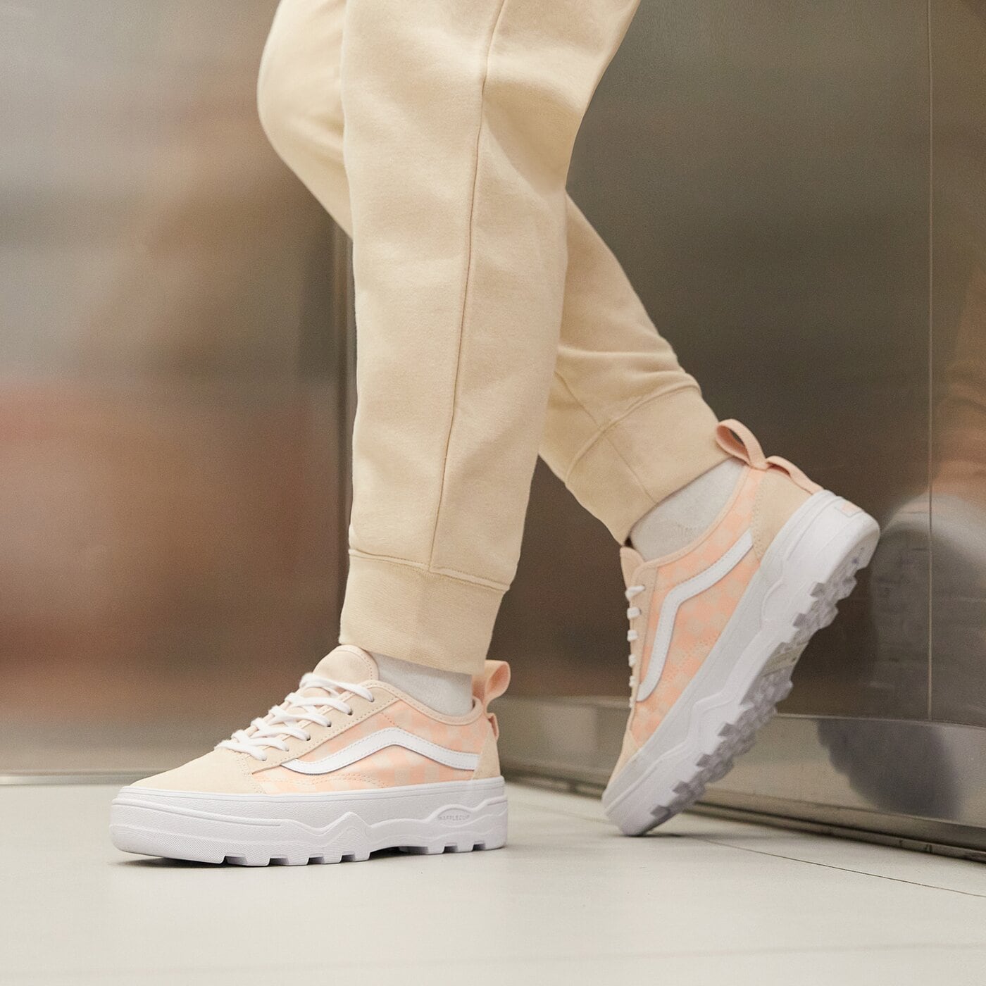 Дамски маратонки VANS UA SENTRY OLD SKOOL WC vn0a5kr3bm01 цвят розов