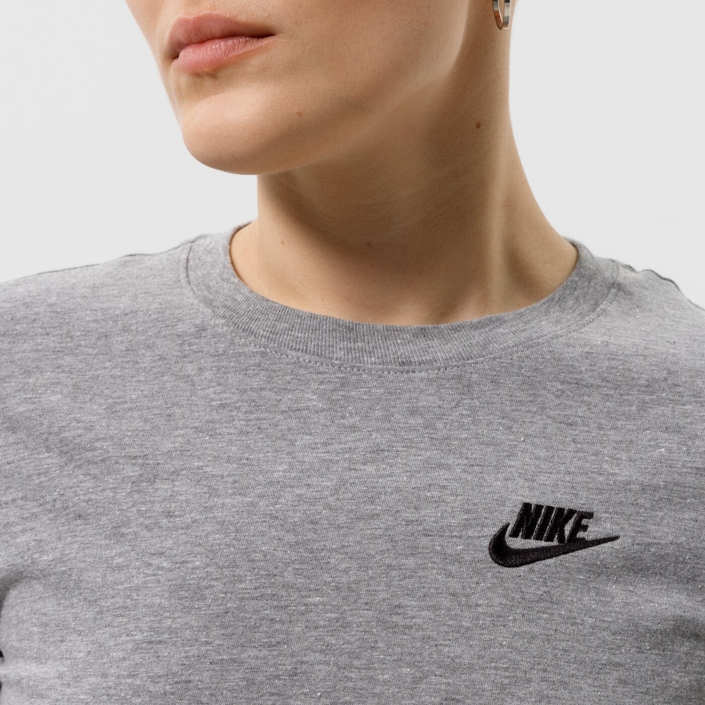 Дамска тениска NIKE ТЕНИСКА ESSENTIAL SHORT SLEEVE dn2393-063 цвят сив