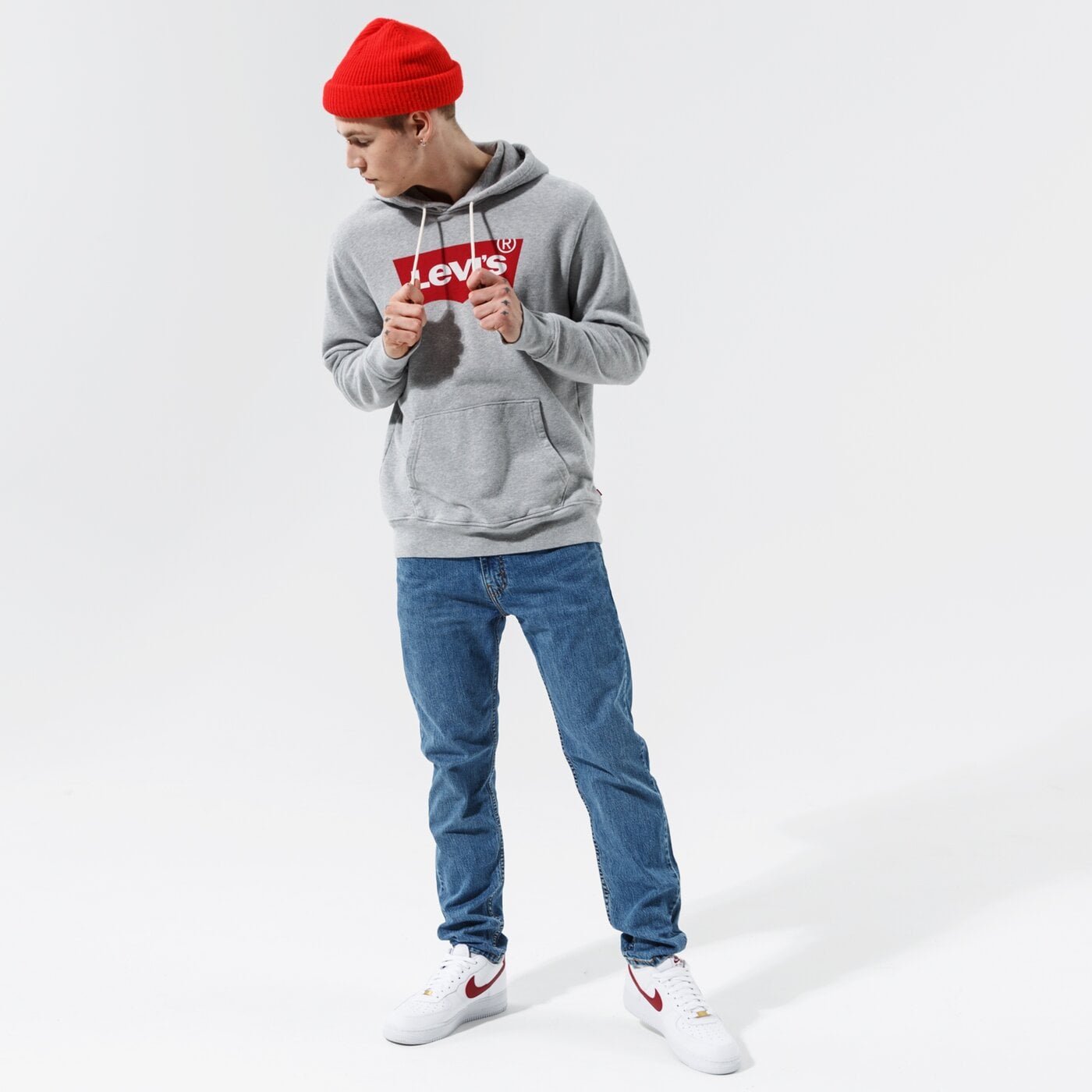 Мъжки суичър LEVI'S СУИТЧЪР С КАЧУЛКА T2 STD GRAPHIC HOODIE 384240000 цвят сив