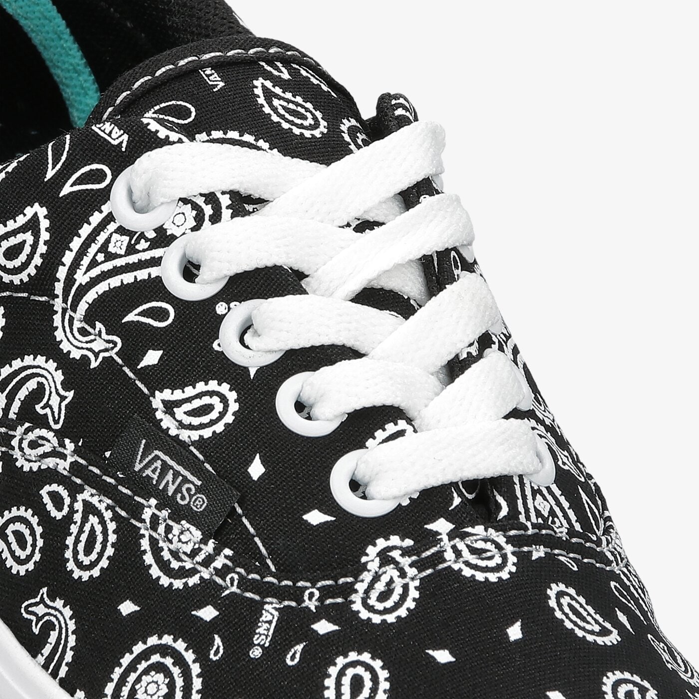 Дамски маратонки VANS UA COMFYCUSH ERA vn0a3wm942l1 цвят многоцветен