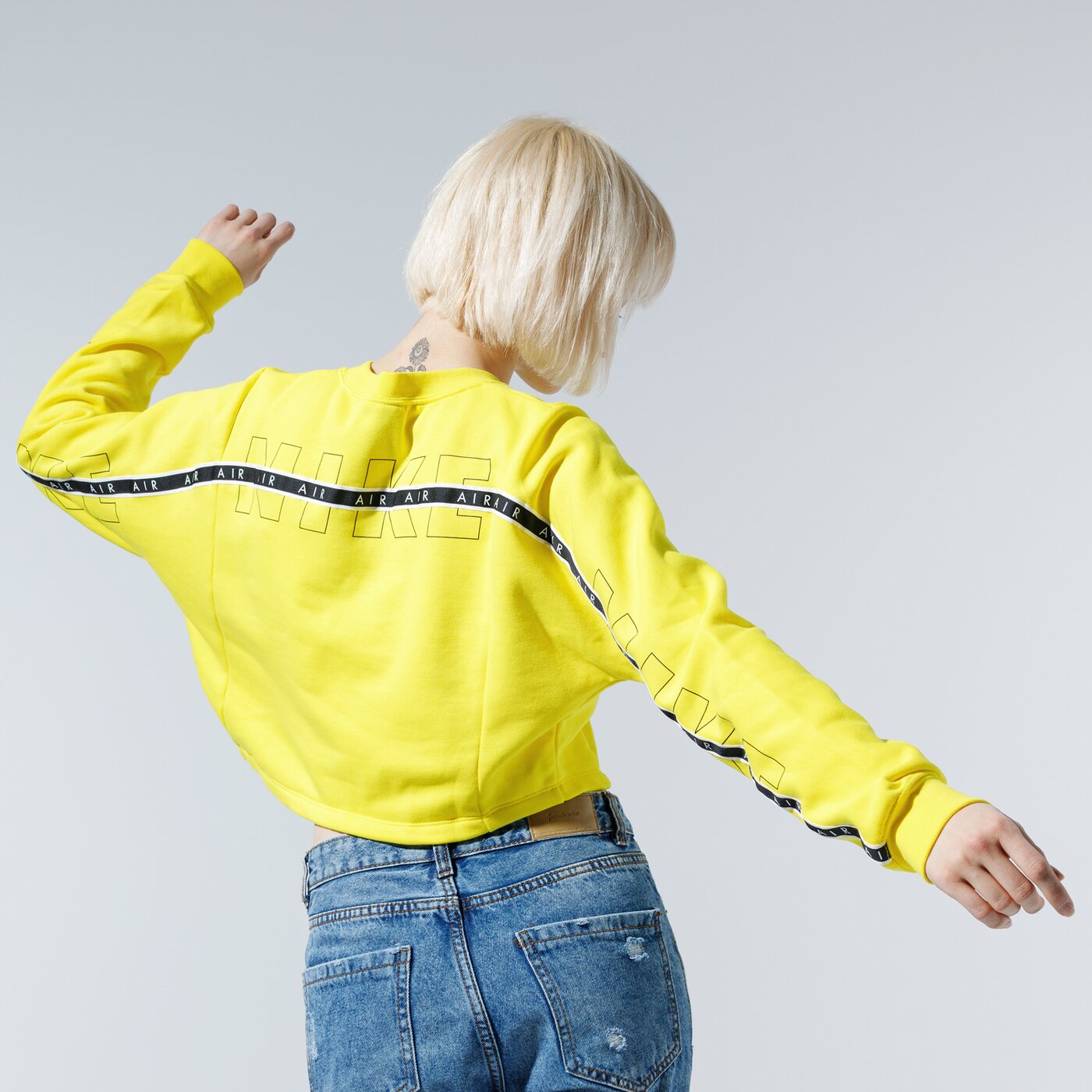 Дамски суичър NIKE СУИТЧЪР AIR cj3115-731 цвят жълт