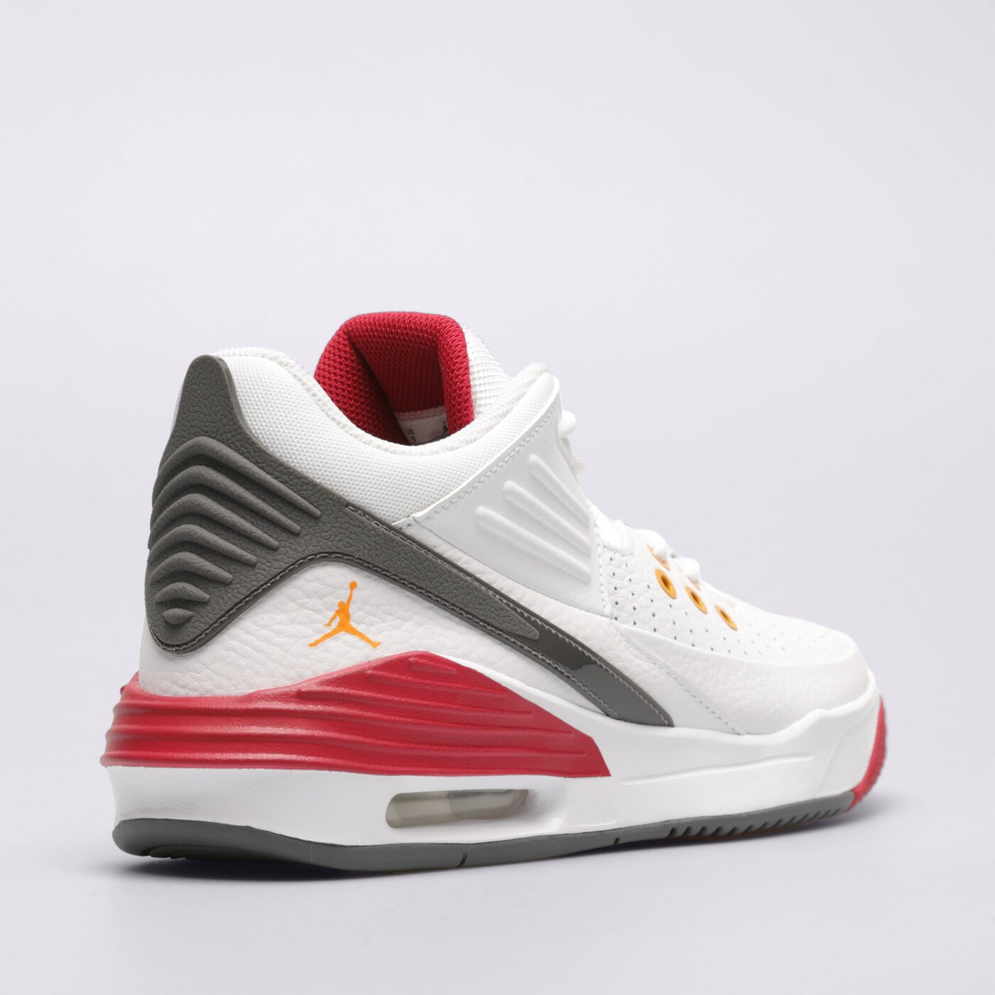 Мъжки маратонки JORDAN MAX AURA 5  dz4353-160 цвят бял