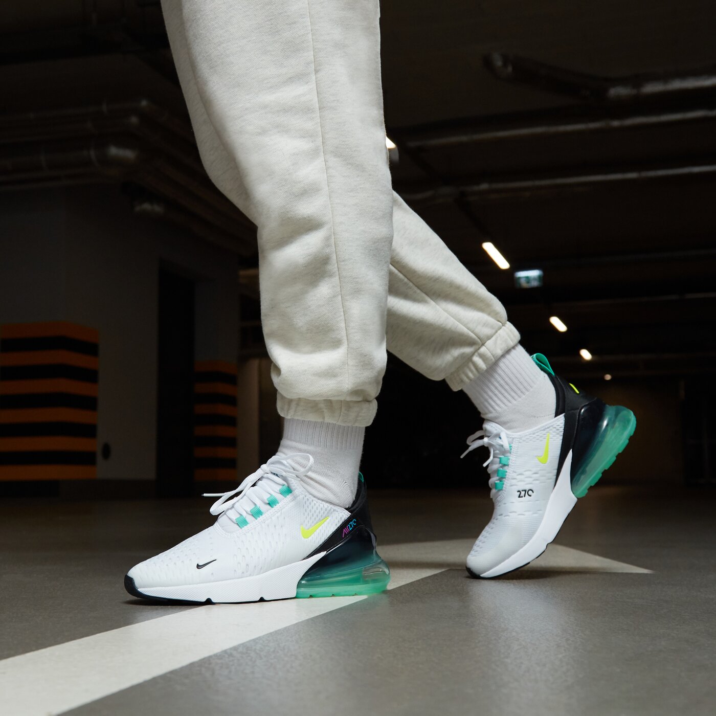 Детски маратонки NIKE AIR MAX 270 (GS) dx3347-100 цвят бял