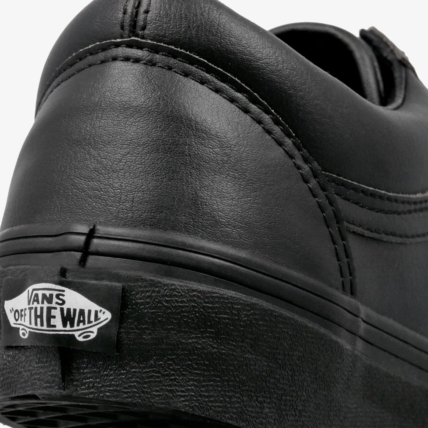 Мъжки маратонки VANS UA OLD SKOOL va38g1pxp цвят черен