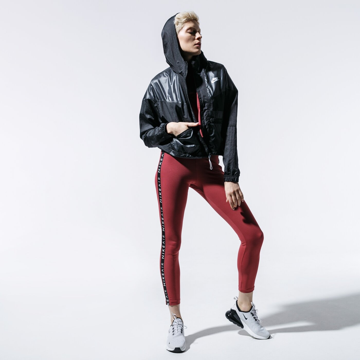 Дамска тениска NIKE ТЕНИСКА W NSW AIR ТОП SS bv4777-661 цвят бордо