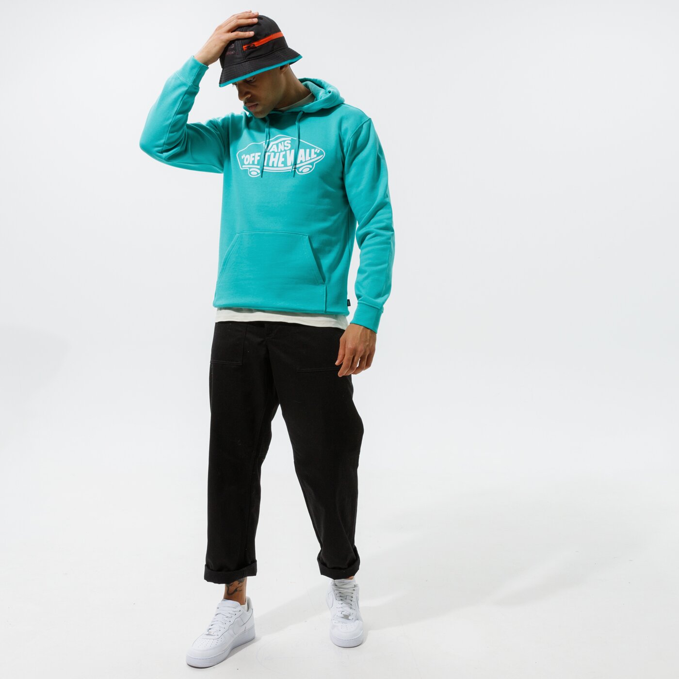 Мъжки суичър VANS СУИТЧЪР С КАЧУЛКА OTW PO II vn0a45ckz6r1 цвят син