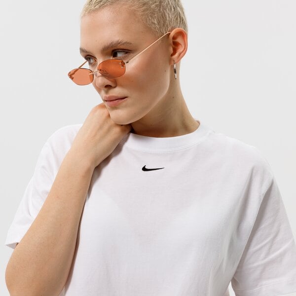 Дамска тениска NIKE ТЕНИСКА SPORTSWEAR ESSENTIAL OVERSIZED dn5697-100 цвят бял