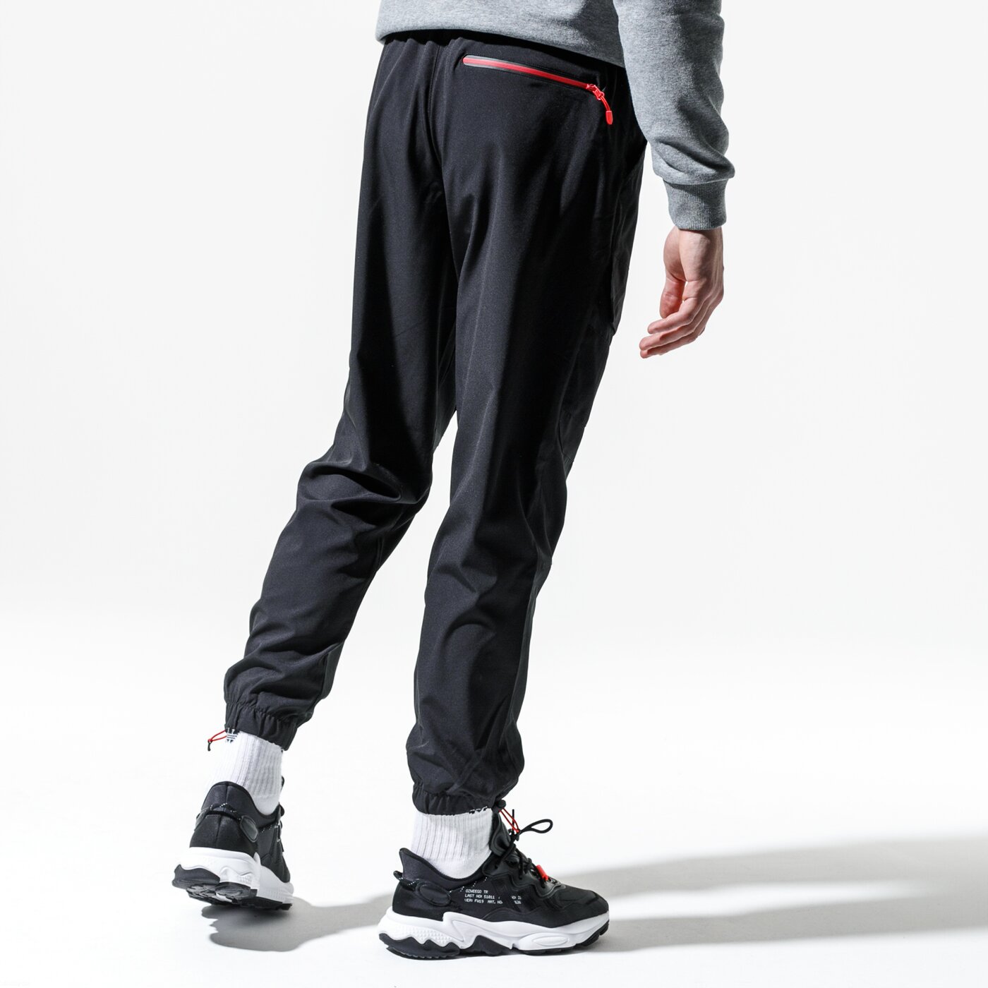 Мъжки панталони CONFRONT ПАНТАЛОНИ GREYJOY cf120spm36001 цвят черен