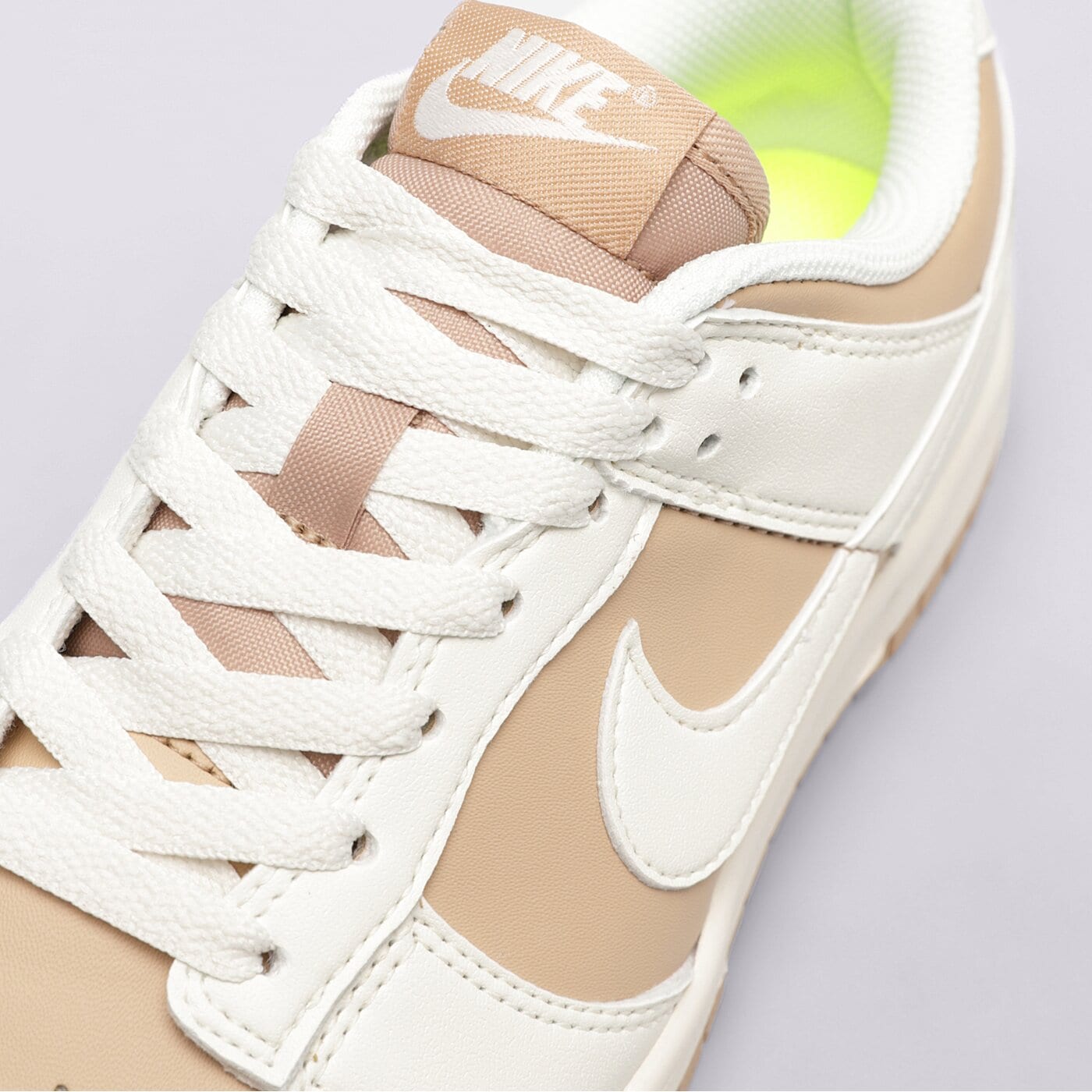 Дамски маратонки NIKE DUNK LOW NEXT NATURE  dd1873-200 цвят бежов
