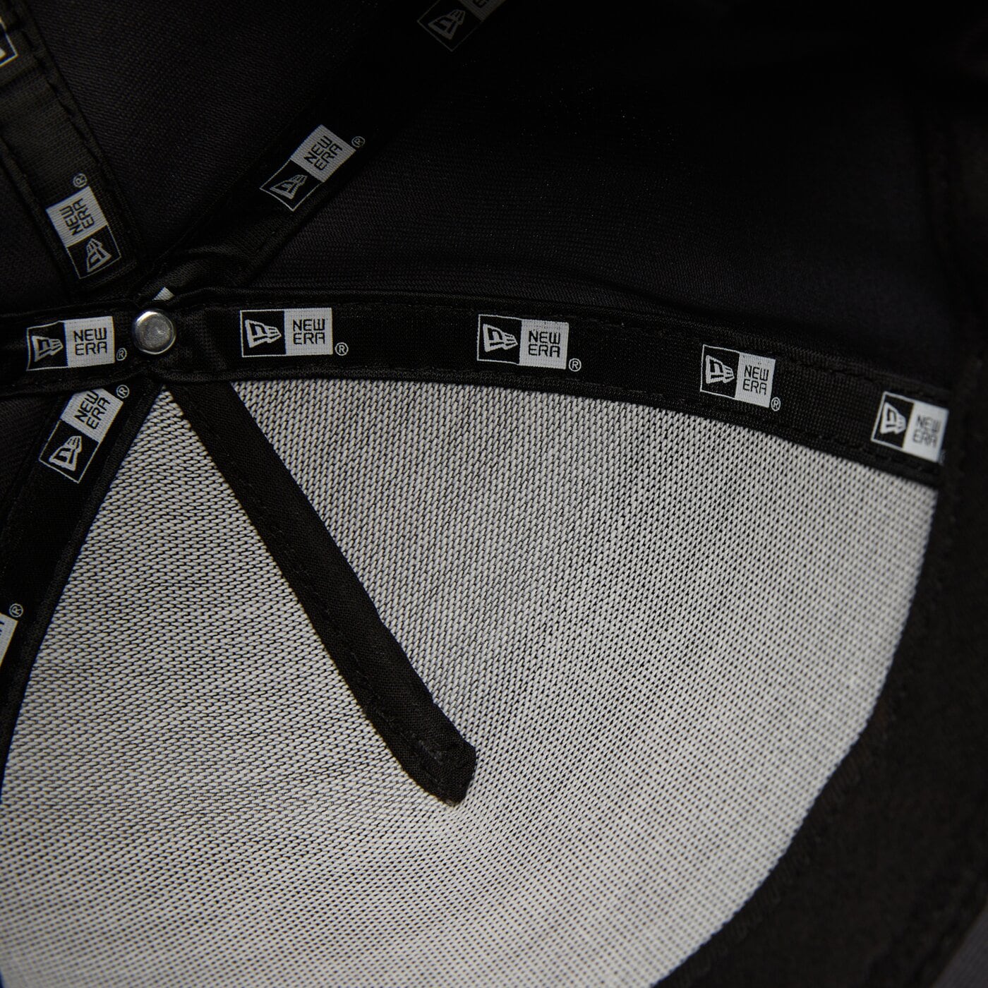 Мъжка шапка с козирка NEW ERA ШАПКА NBA EFRAME BULLS CHICAGO BULLS 60503558 цвят сив