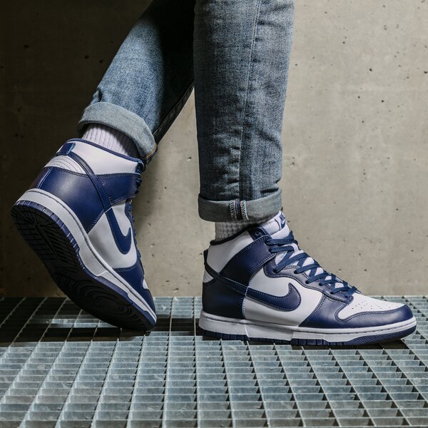 Мъжки маратонки NIKE DUNK HIGH RETRO dd1399-104 цвят бял