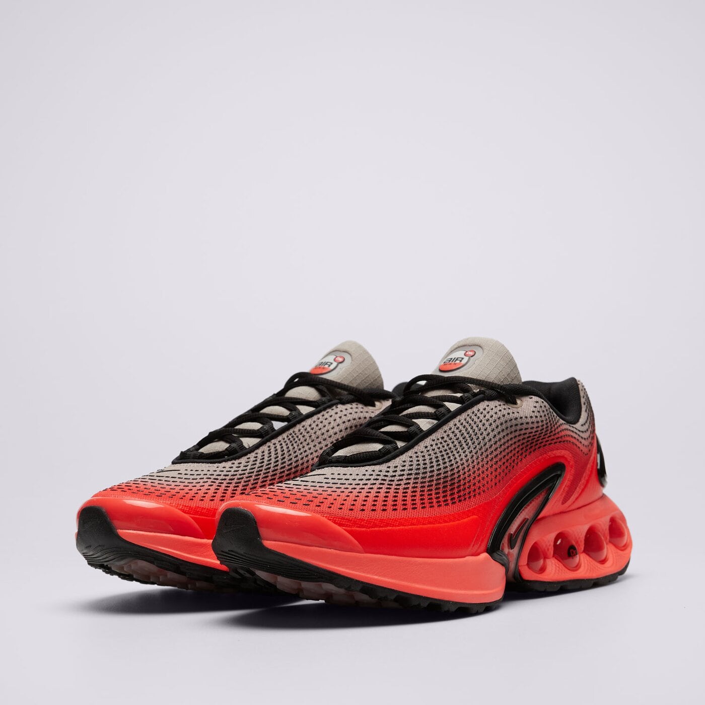 Мъжки маратонки NIKE AIR MAX DN SE hf5531-002 цвят розов