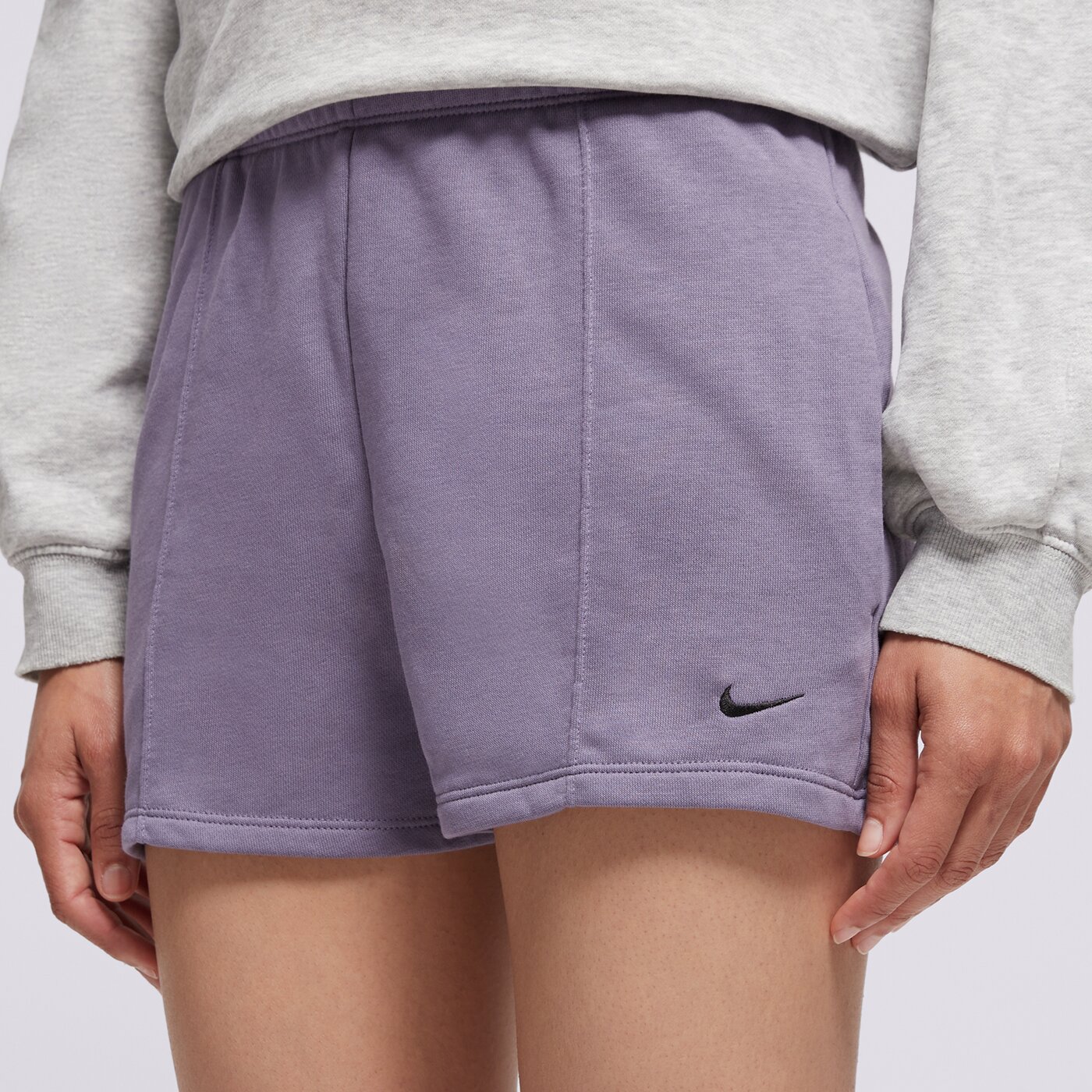 Дамски къси панталони NIKE ШОРТИ W NSW NK CHLL FT HR 2IN SHORT fn2455-509 цвят виолетов