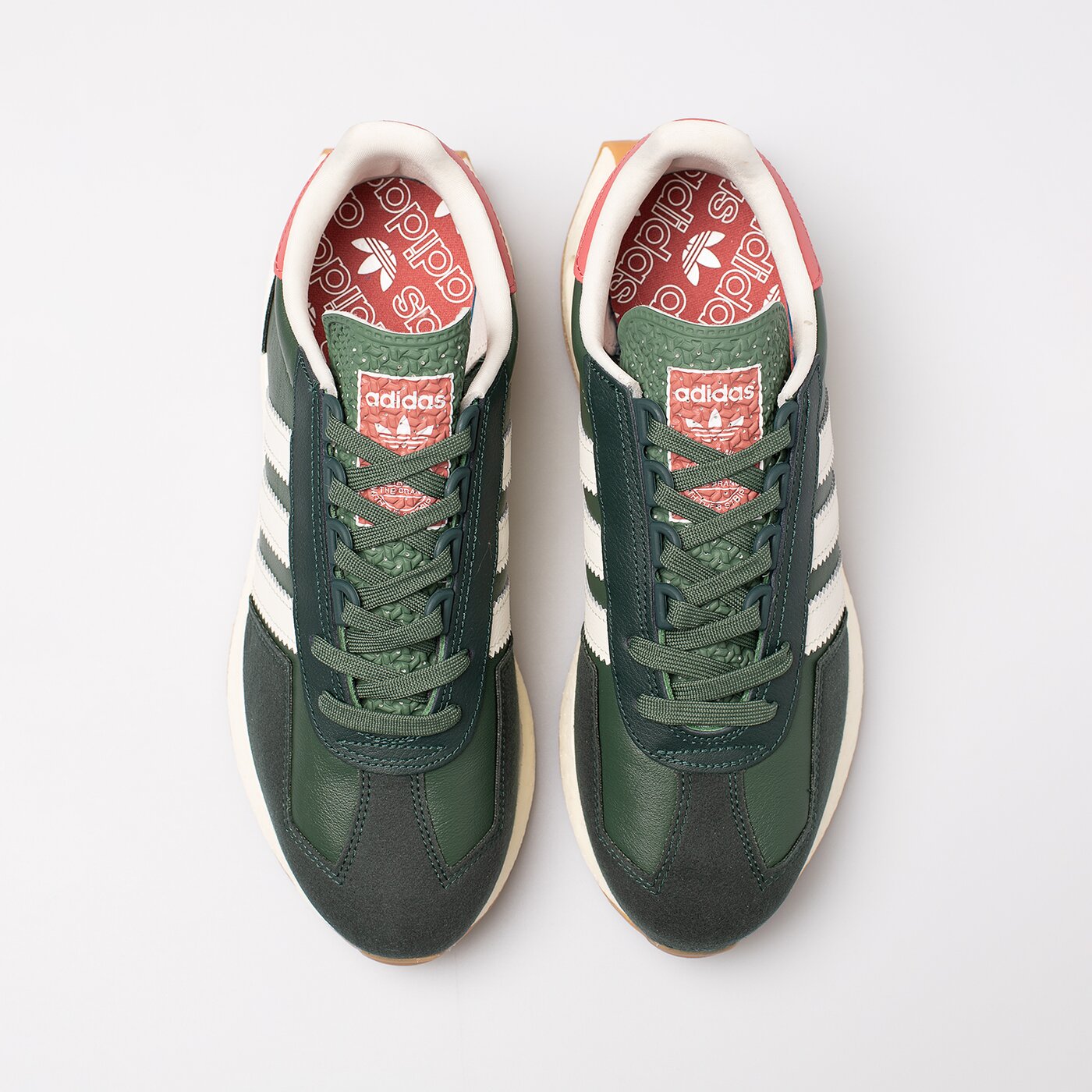 Мъжки маратонки ADIDAS RETROPY E5 gw6779 цвят каки