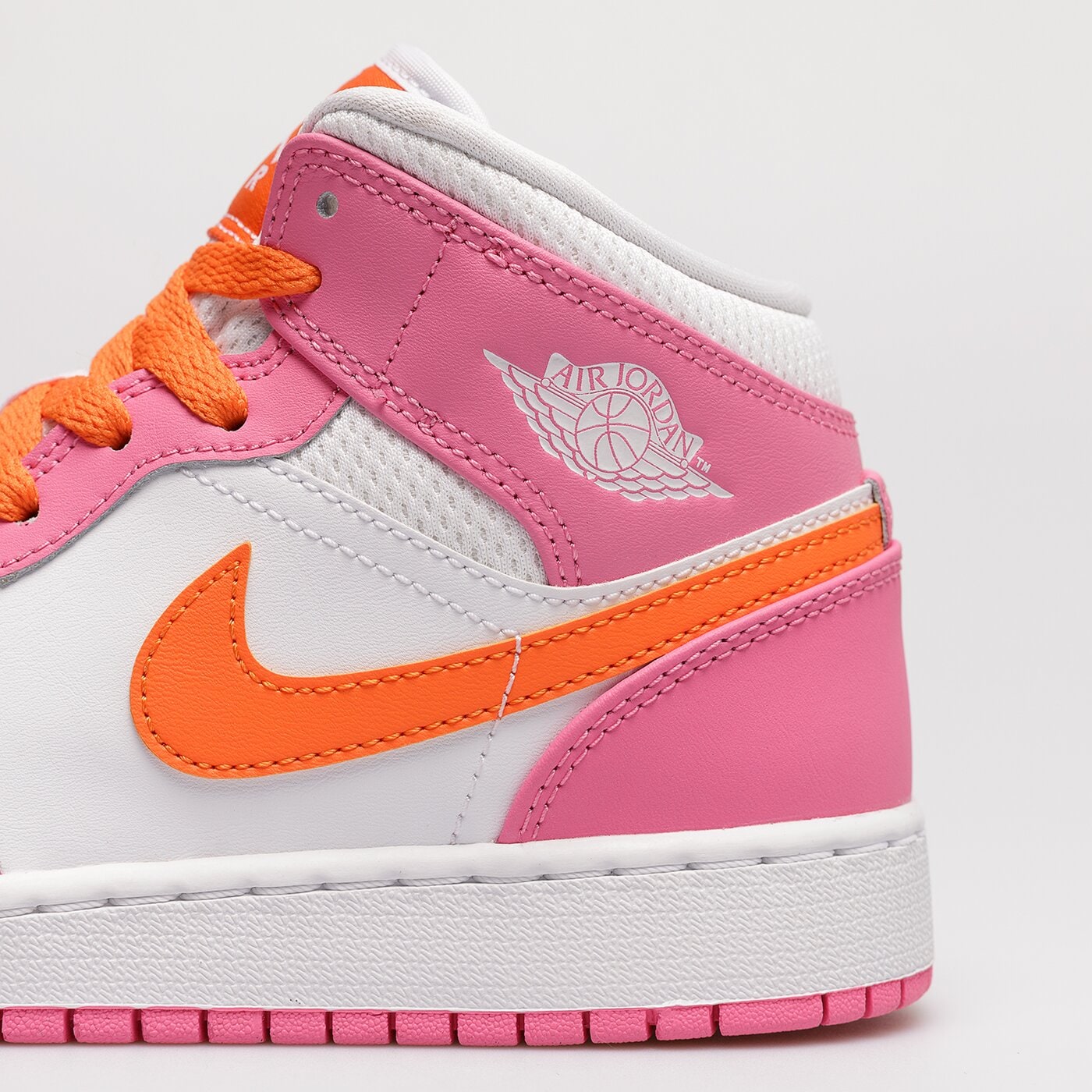 Детски маратонки AIR JORDAN 1 MID (GS) dx3240-681 цвят бял