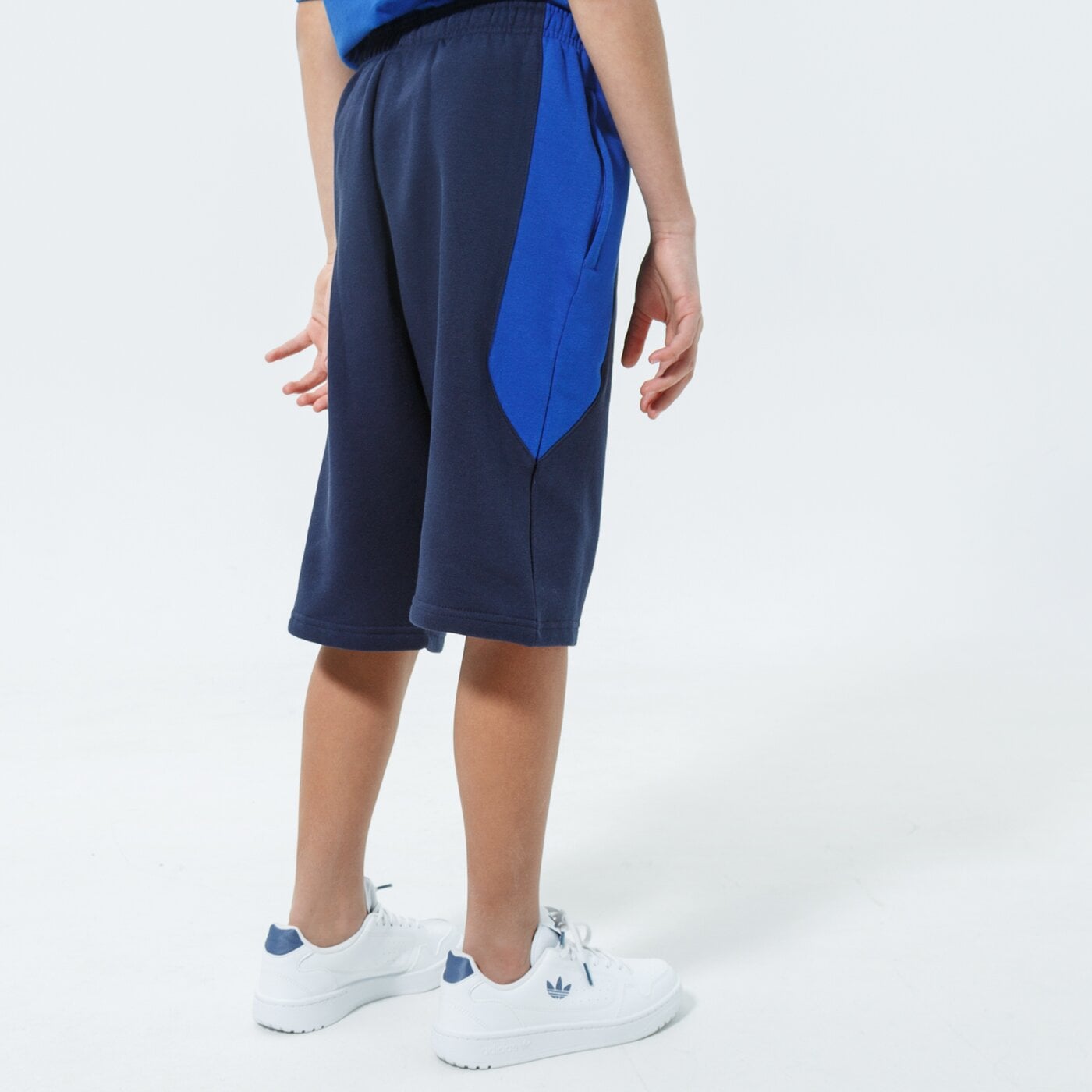  ADIDAS ШОРТИ SHORT MM gn2309 цвят тъмносин