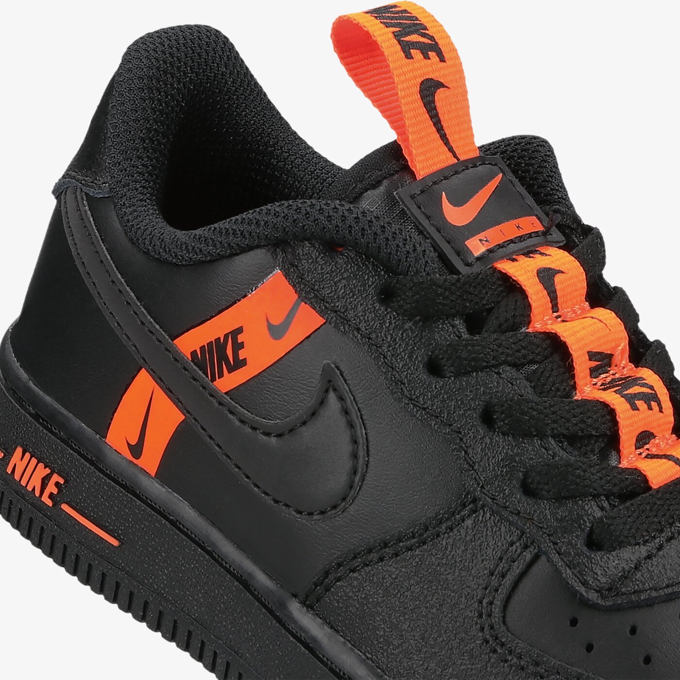 Детски маратонки NIKE FORCE 1 LV8 KSA ct4681-001 цвят черен