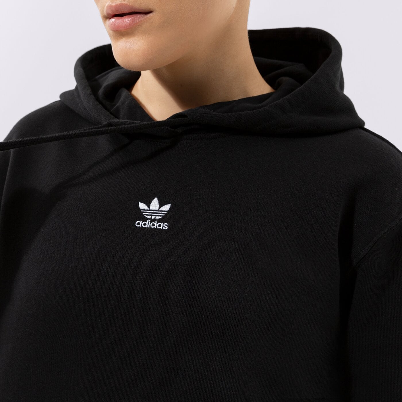 Дамски суичър ADIDAS СУИТЧЪР С КАЧУЛКА HOODIE h06619 цвят черен