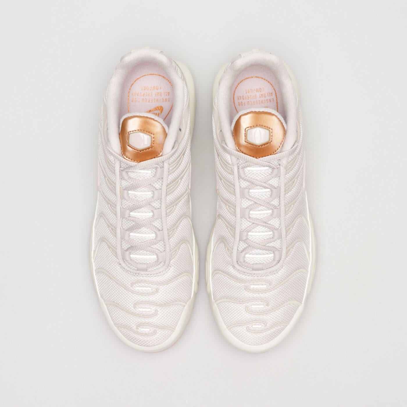 Дамски маратонки NIKE AIR MAX PLUS dd6612-001 цвят сив