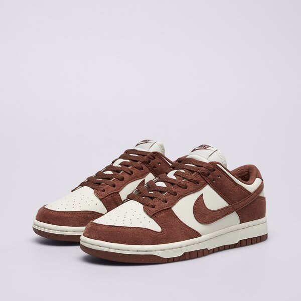 Дамски маратонки NIKE WMNS DUNK LOW hj7673-001 цвят бордо