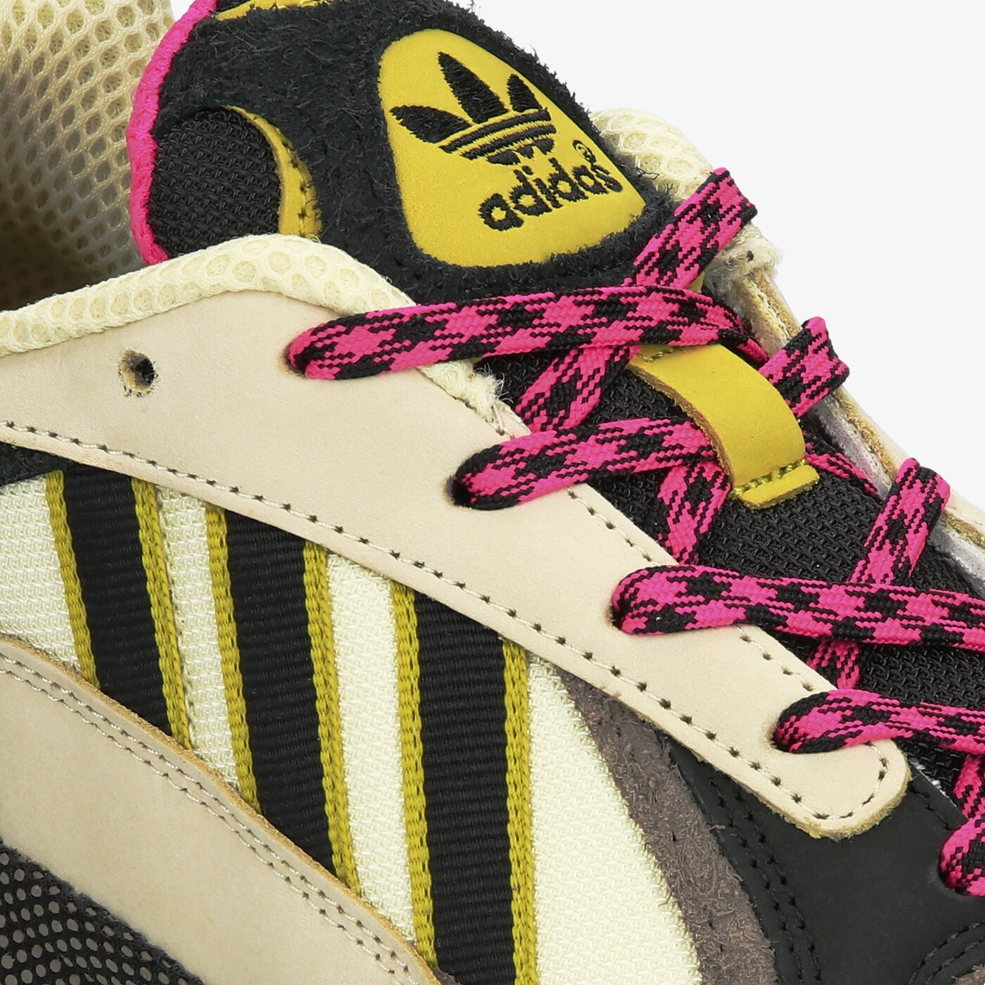 Мъжки маратонки ADIDAS YUNG-1 ef5338 цвят бежов