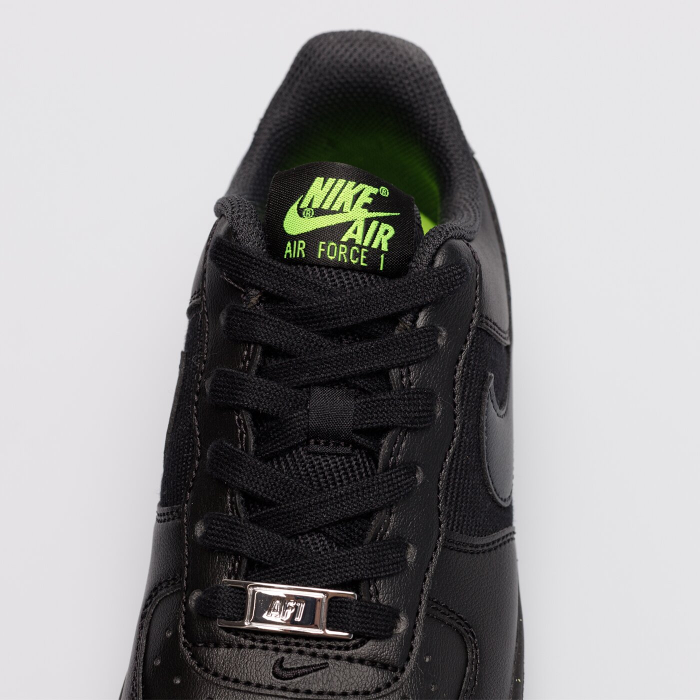 Детски маратонки NIKE AIR FORCE 1 CRATER CLASSIC dh8695-001 цвят черен