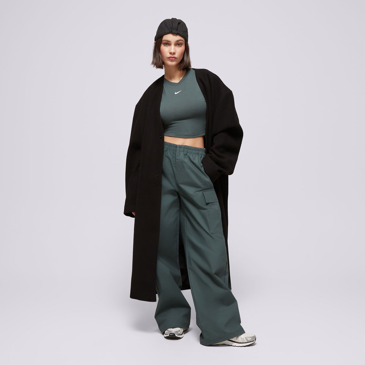 Дамска тениска NIKE ТОП W NSW ESSNTL SLM CRP fb2873-338 цвят зелен