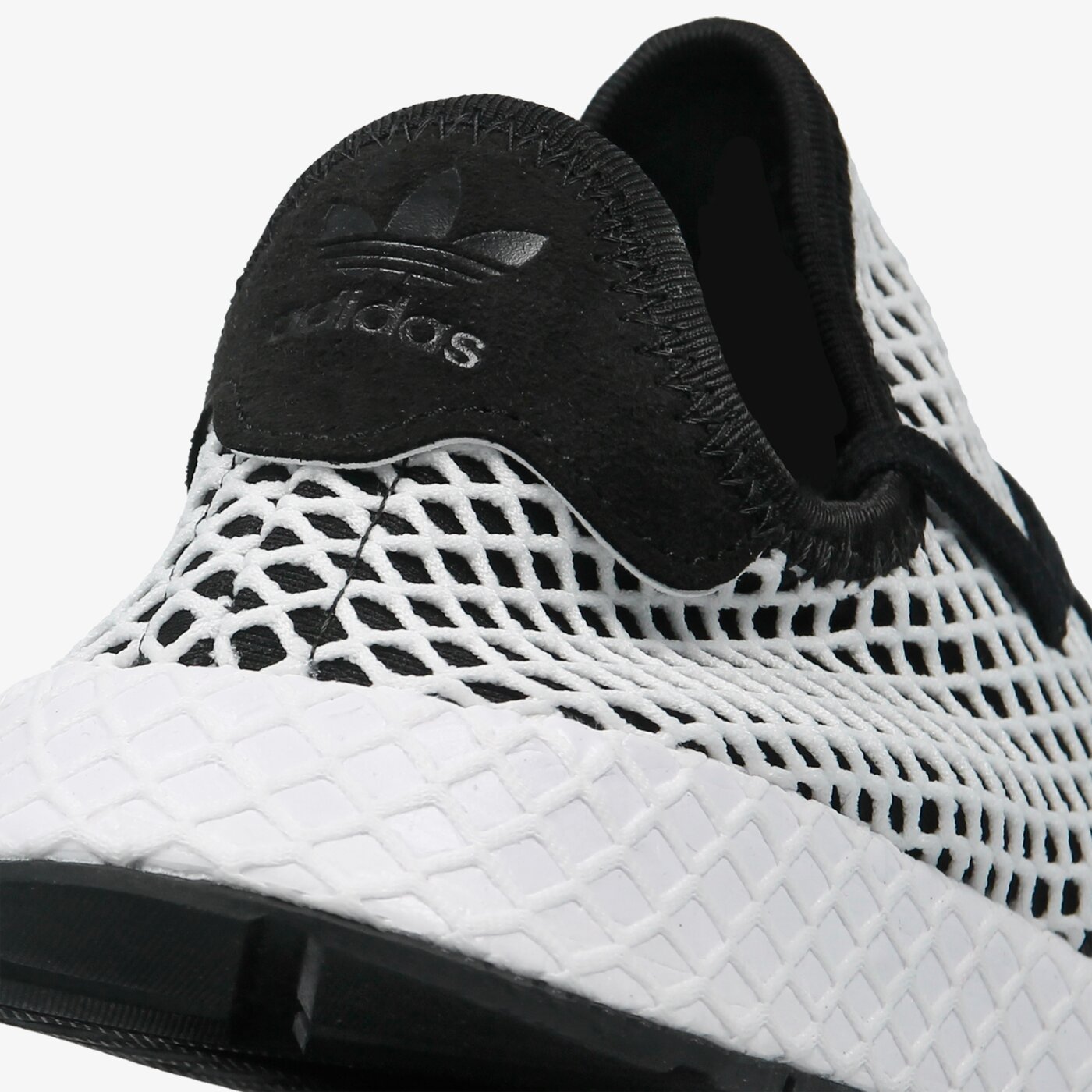 Дамски маратонки ADIDAS DEERUPT RUNNER cq2626 цвят черен