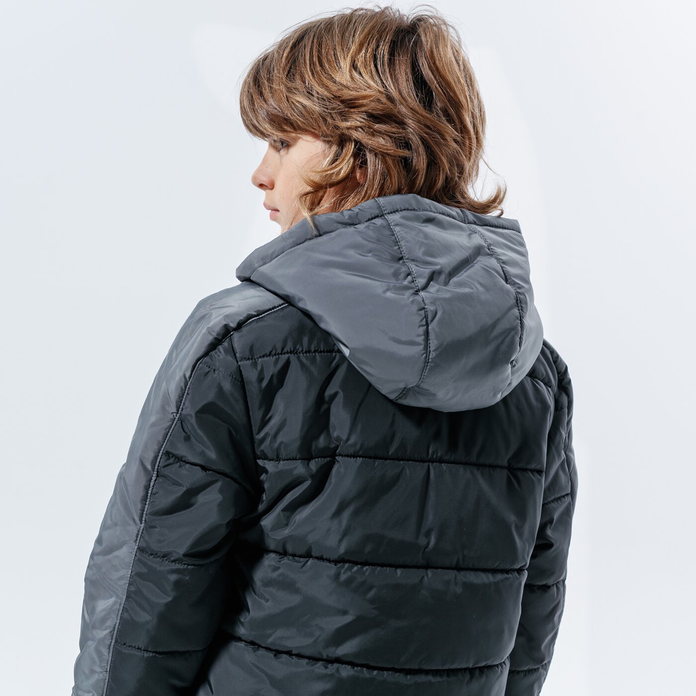 Детска преходно яке JORDAN СУИТЧЪР СЪС ЗАКОПЧАВАНЕ С   КАЧУЛКА JUMPMAN CLASSIC P 957917-023 цвят черен