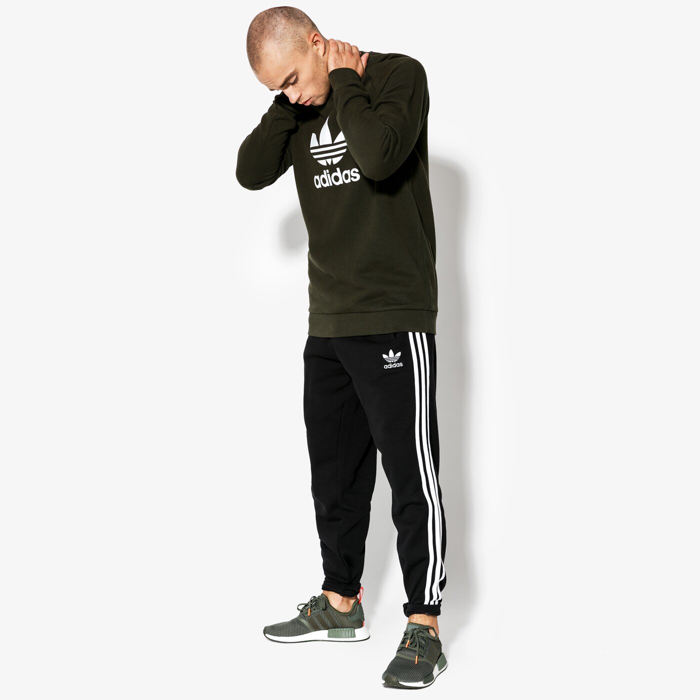 Мъжки суичър ADIDAS СУИТЧЪР TREFOIL CREW ADICOLOR dm7834 цвят каки