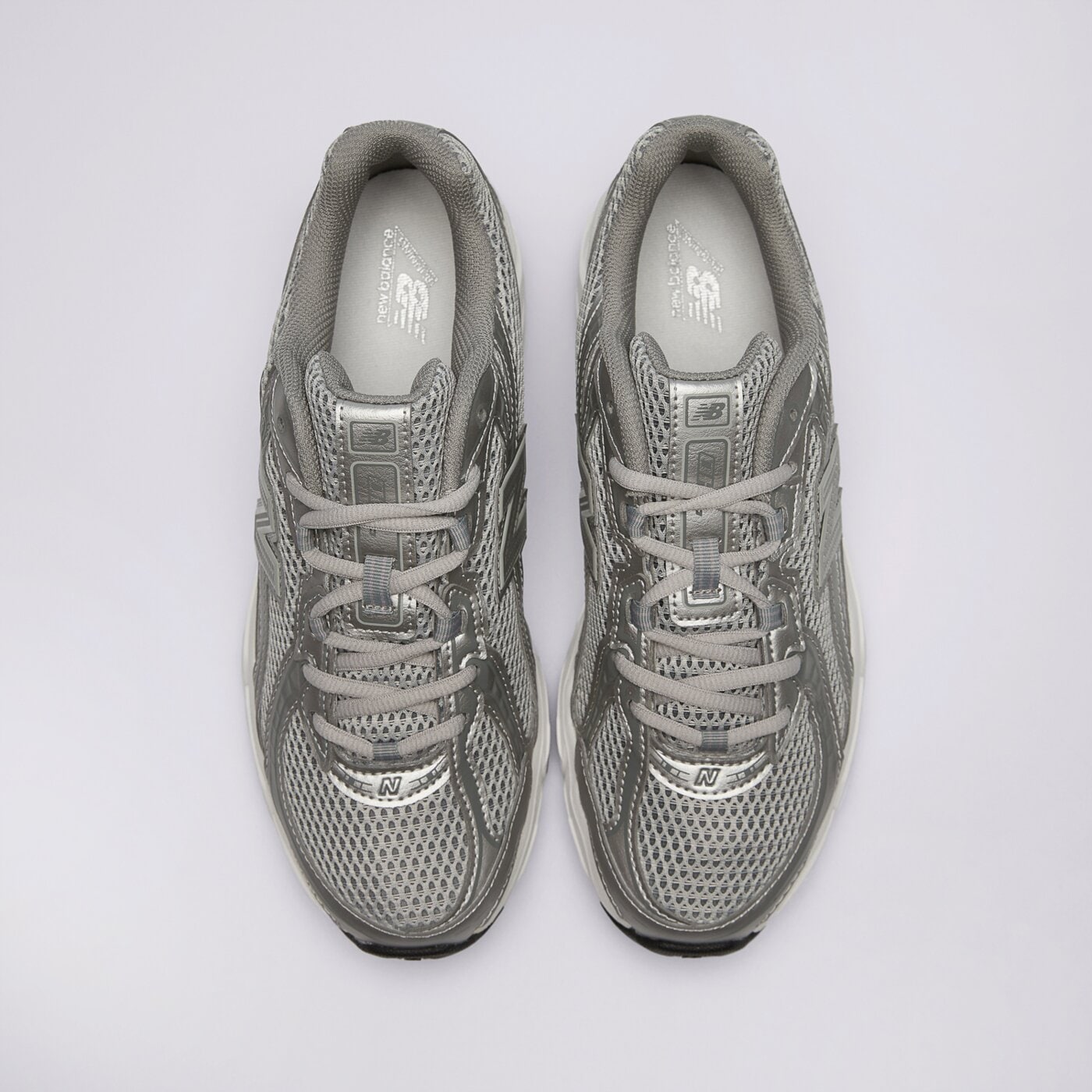 Дамски маратонки NEW BALANCE U740V2 u740sg2 цвят сив