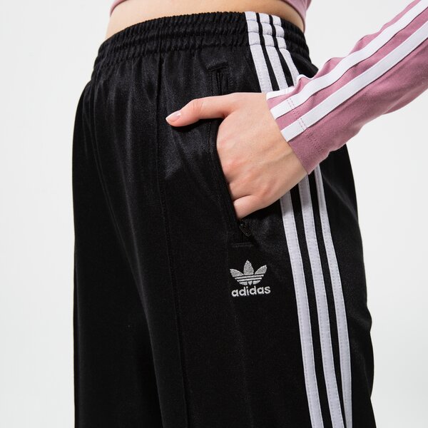 Дамски панталони ADIDAS ПАНТАЛОНИ PANTS hf7528 цвят черен