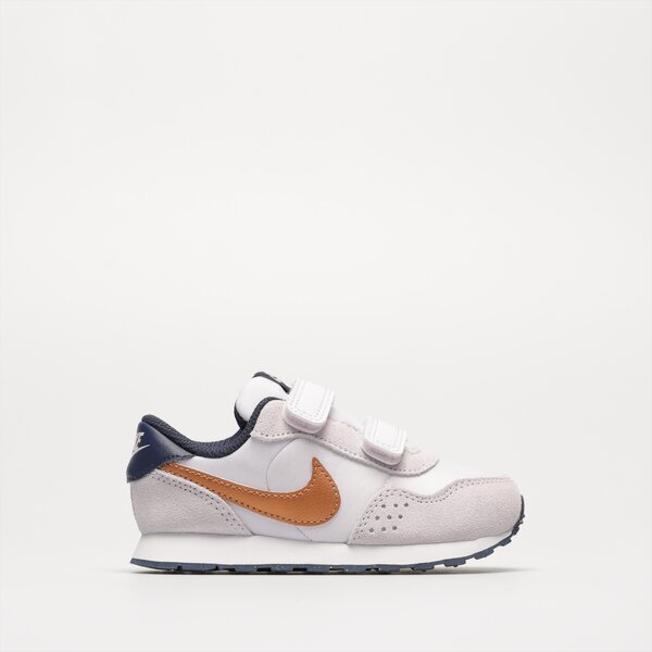 Детски маратонки NIKE MD VALIANT  cn8560-501 цвят бял