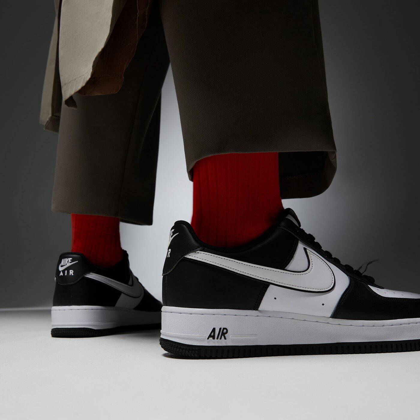 Мъжки маратонки NIKE AIR FORCE 1 '07  dv0788-001 цвят черен