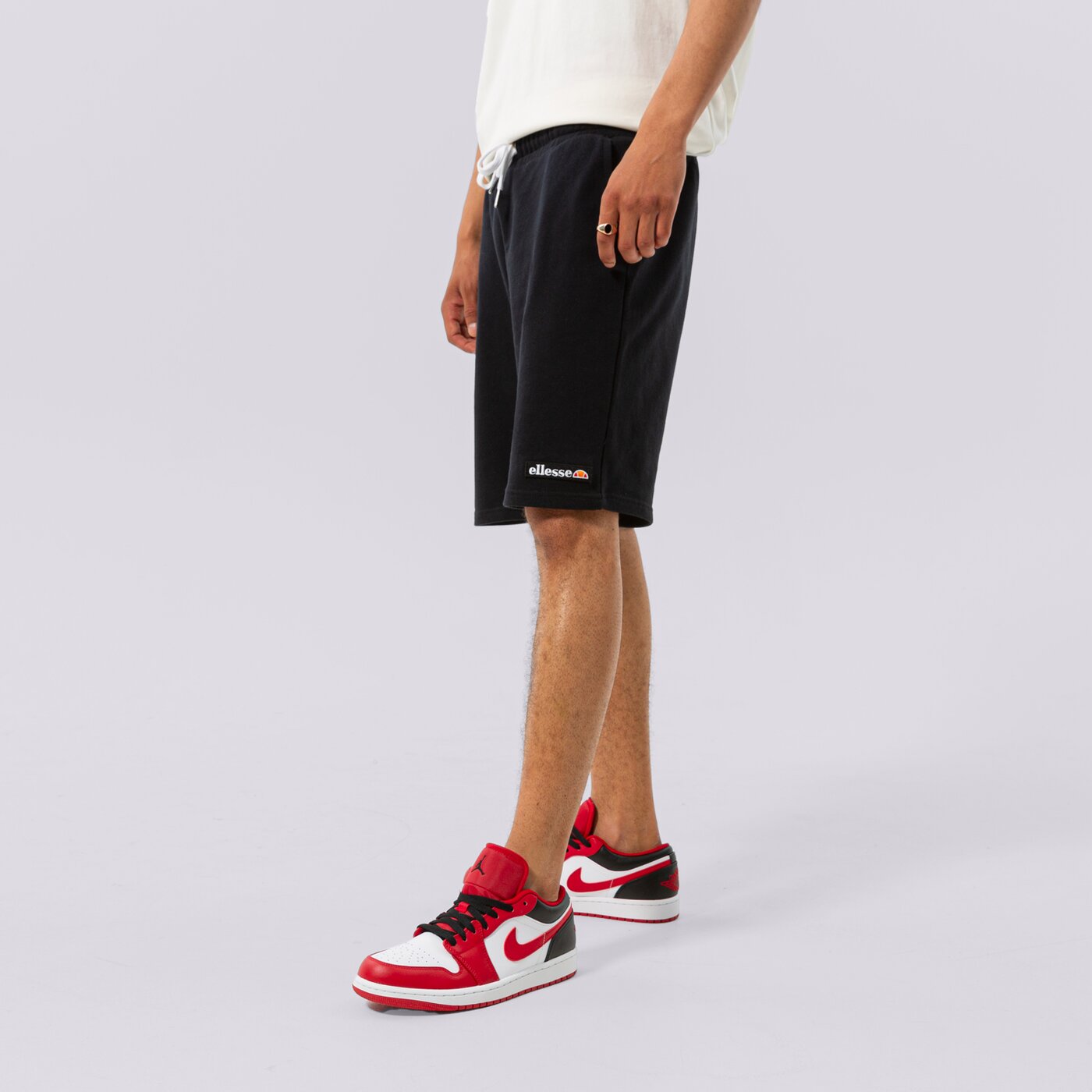 Мъжки къси панталони ELLESSE ШОРТИ ALLED SHORT BLACK smg17112011 цвят черен