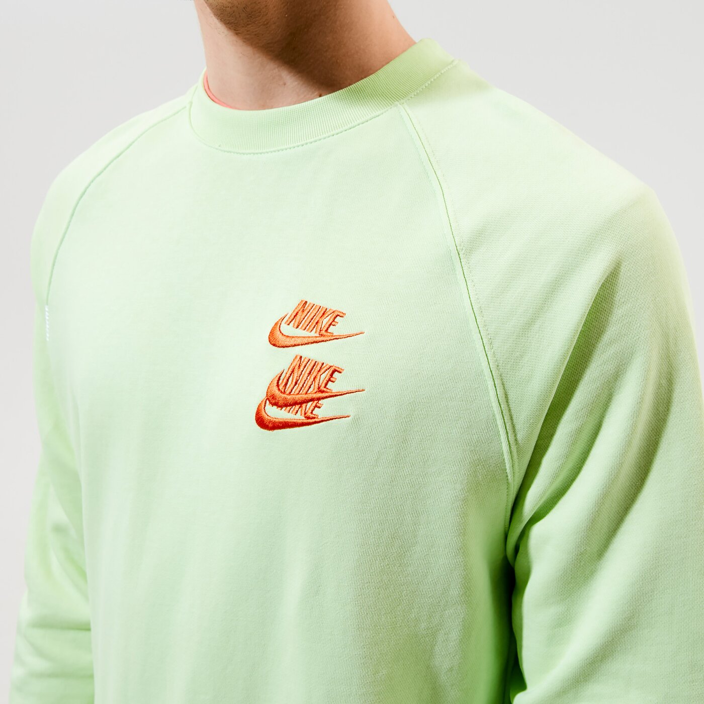 Мъжки суичър NIKE СУИТЧЪР SPORTSWEAR dd0882-383 цвят зелен