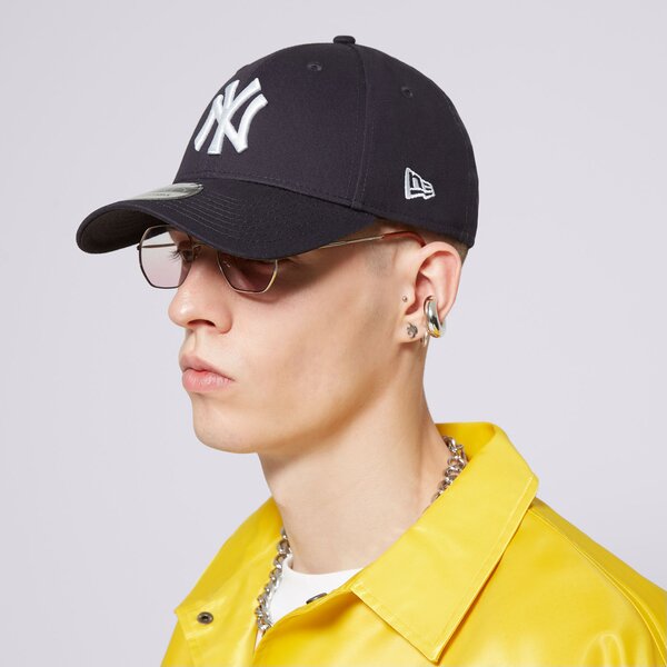 Дамска шапка с козирка NEW ERA ШАПКА MLB 9FORTY NEW YORK YANKEES CAP BAS NEW YORK Y 10531939 цвят тъмносин