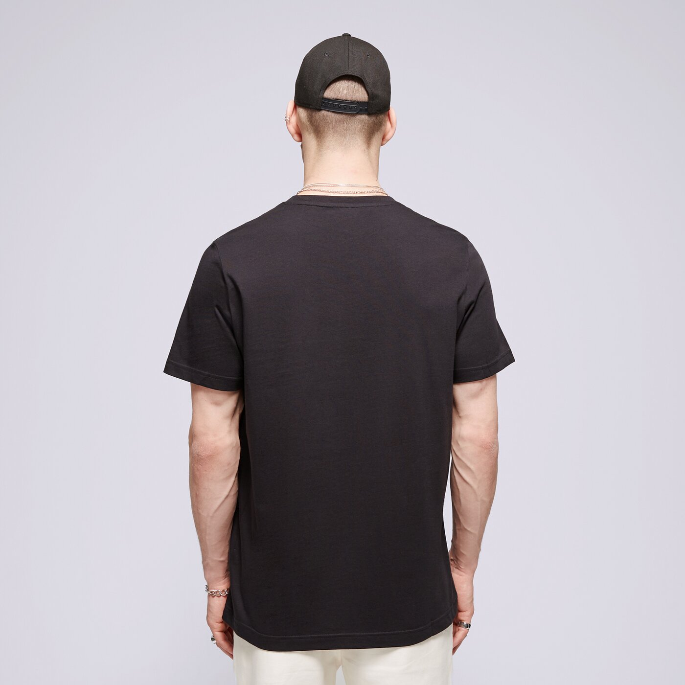 Мъжка тениска REEBOK ТЕНИСКА SS RI LEFT CHEST LOGO 100054973 цвят черен