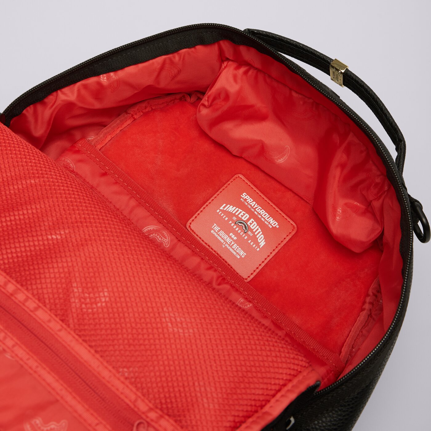 Детска раница SPRAYGROUND РАНИЦА UNFINISHED SHARK BACKPACK 910b7304nsz цвят многоцветен