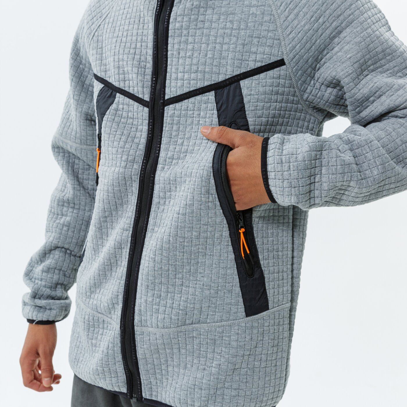 Мъжки суичър CONFRONT СУИТЧЪР СЪС ЗАКОПЧАВАНЕ   С КАЧУЛКА TECH CITY cf321blm29001 цвят сив