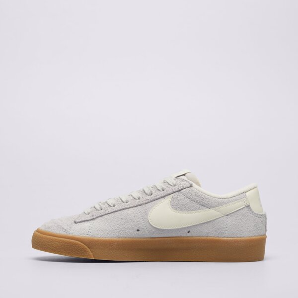 Дамски маратонки NIKE BLAZER LOW '77 VINTAGE fq8060-003 цвят син