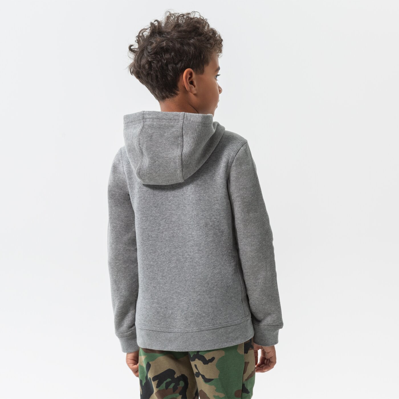 Детски суичър NIKE СУИТЧЪР С КАЧУЛКА NIKE SPORTSWEAR CLUB BOY bv3757-091 цвят сив