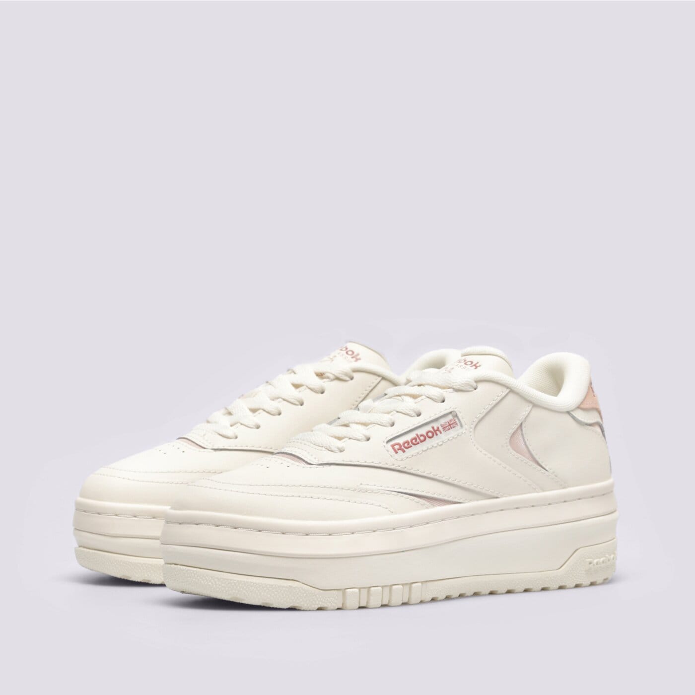 Дамски маратонки REEBOK CLUB C EXTRA 100033105 цвят кремав