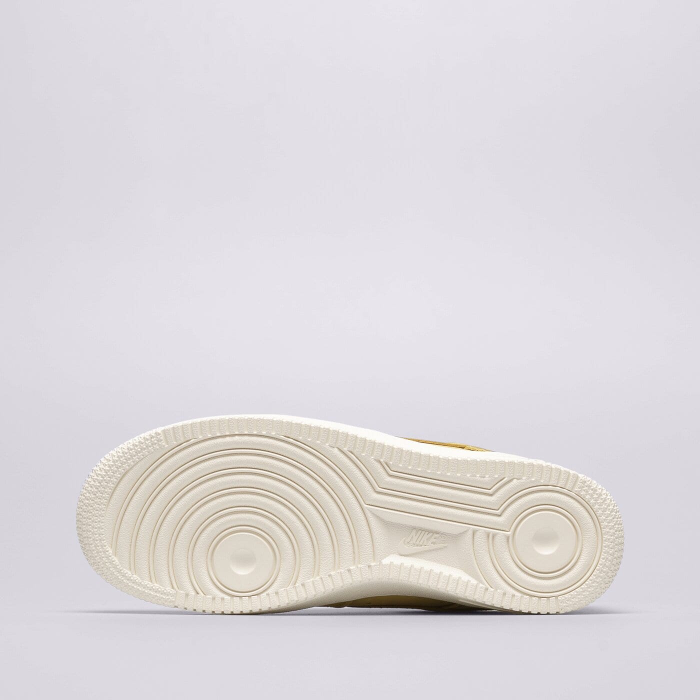 Дамски маратонки NIKE AIR FORCE 1 '07 PRM dr9503-700 цвят жълт