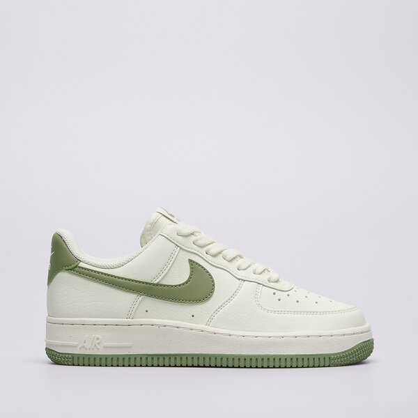 Дамски маратонки NIKE AIR FORCE 1 '07 SE dv3808-106 цвят бежов