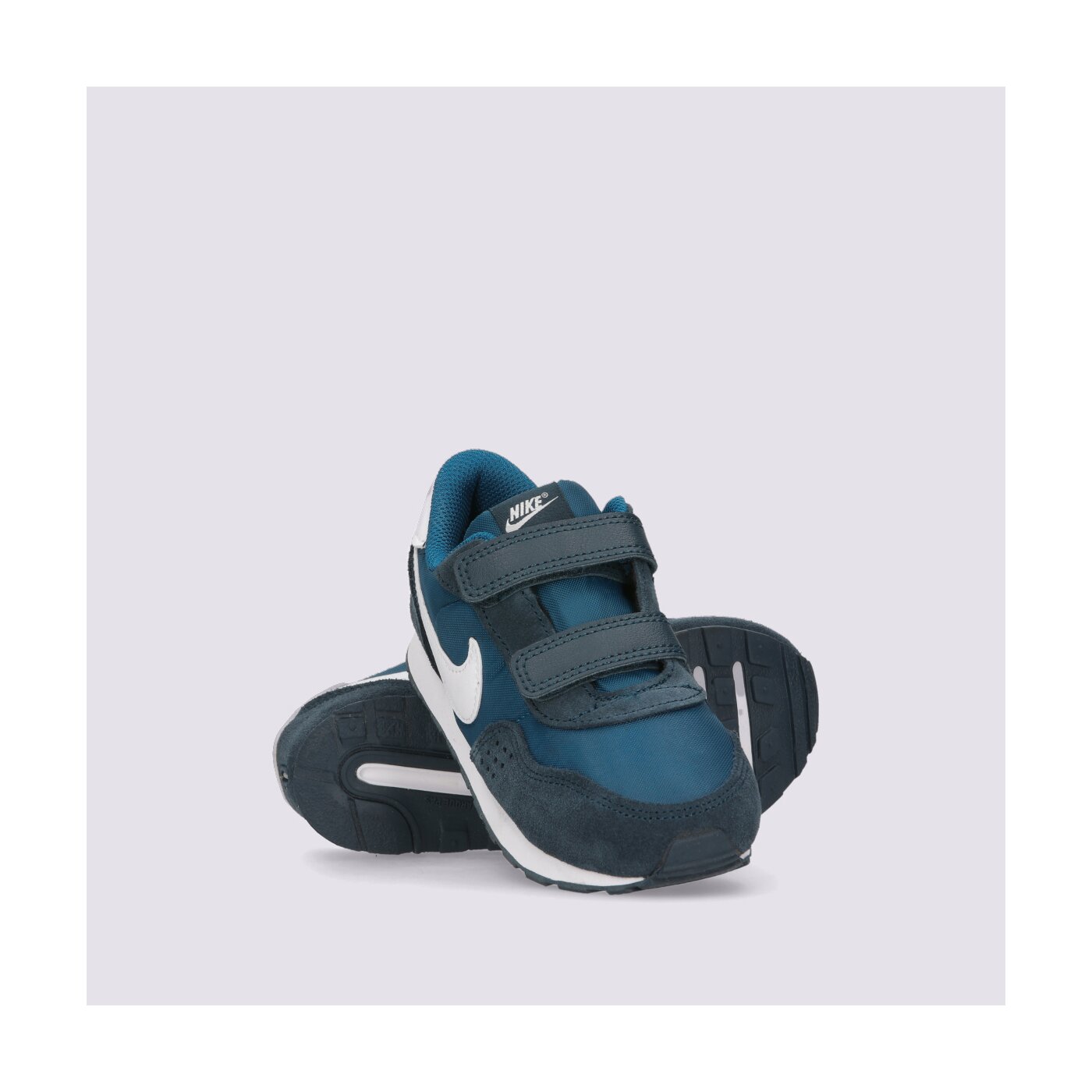 Детски маратонки NIKE MD VALIANT cn8560-405 цвят син