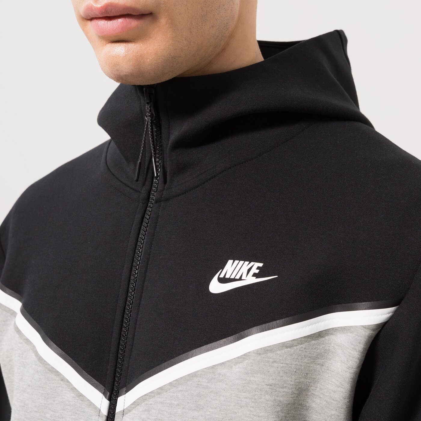 Мъжки суичър NIKE СУИТЧЪР СЪС ЗАКОПЧАВАНЕ С КАЧУЛКА TECH FLEECE cu4489-016 цвят сив