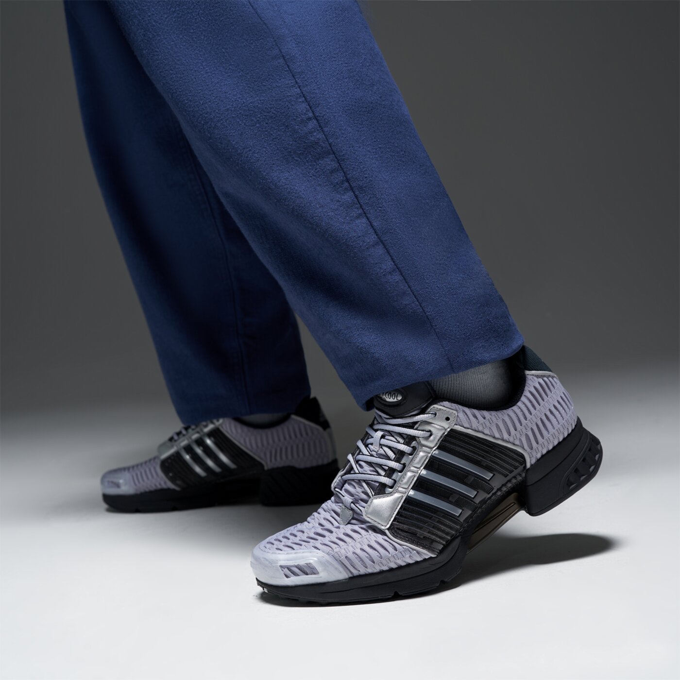 Мъжки маратонки ADIDAS CLIMACOOL 1 jr3687 цвят сив